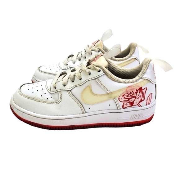 Nike Air Force 1 Bodega Sneakers CN8540-100 Size 13.5C Shoes White Red - Picture 1 of 16